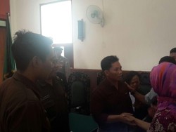 Terdakwa Demo Palu Arit di Banyuwangi Dituntut 7 Tahun Penjara