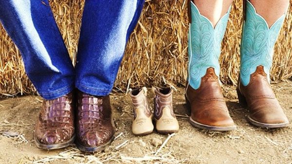 Cek di Sini, Bun, Aneka Inspirasi Maternity Photoshoot