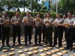 Truk Pembawa 1,3 Ton Ganja Dimodifikasi untuk Kelabui Polisi