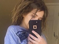 Wanita Ini Pamer Perut Rata Saat Hamil 6 Bulan, Bagaimana Bisa?