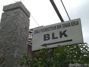 Empat Perusahaan di Trenggalek Ajukan Penangguhan UMK Empat Perusahaan di Trenggalek Ajukan Penangguhan UMK