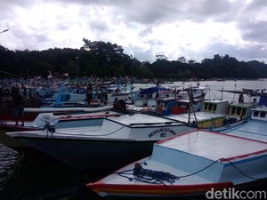 Satu Kapal yang Ditenggelamkan Susi Bisa Hasilkan Hingga Rp 1,6 M Satu Kapal yang Ditenggelamkan Susi Bisa Hasilkan Hingga Rp 1,6 M