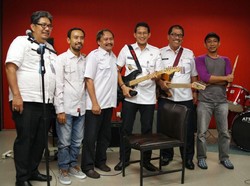 Ngeband Bareng Pejabat Pemprov DKI, Sandiaga: Mungkin Bisa Perform