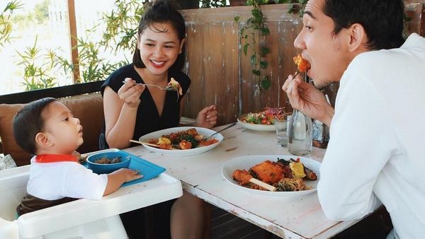 Mau Bugar dan Langsing Seperti Andien? Yuk, Intip Makanan Sehatnya!