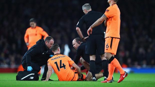 Sudah Latihan, Van Dijk dan Henderson Main Lawan Swansea?