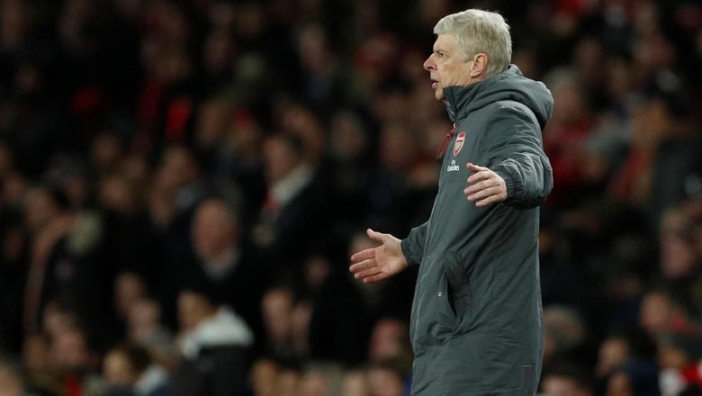 Soal Penalti untuk Chelsea, Wenger: Keputusan Menggelikan Soal Penalti untuk Chelsea, Wenger: Keputusan Menggelikan