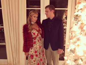 Nikahi Wanita Kaya, Tunangan Paris Hilton Akan Buat Perjanjian Pranikah