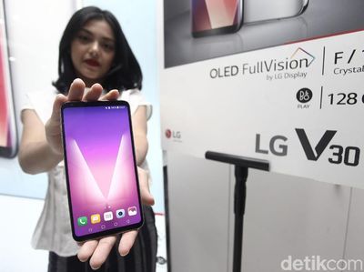 LG V30+ Akhirnya Masuk Indonesia