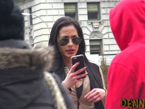 Percobaan Sosial Ini Buktikan Pria Hanya Tertarik dengan Fisik Wanita