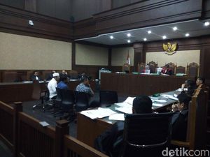 Dicecar Jaksa, Eks Bupati Bombana: Astagfirullah, Saya Bukan Novanto Dicecar Jaksa, Eks Bupati Bombana: Astagfirullah, Saya Bukan Novanto