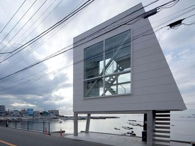 Rumah Ini Bukan untuk Pemalu!