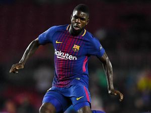 Diisukan ke MU, Umtiti Bahagia di Barca Diisukan ke MU, Umtiti Bahagia di Barca