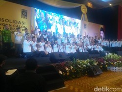 Dipimpin Ketua Majelis Syuro, Cagub PKS Bacakan Ikrar Pemenangan