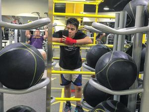 Dulunya Imut Sekarang Bugar, Apa Sih Rahasia Umay Shahab