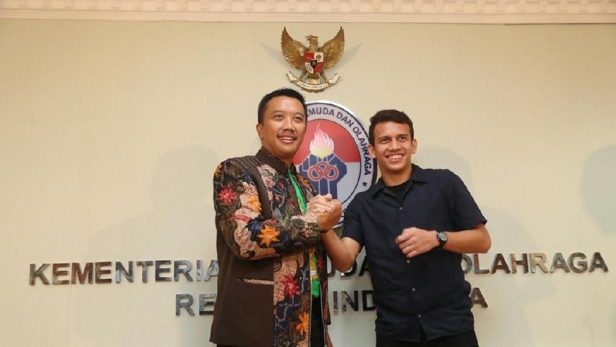 Menpora Imam Nahrawi berharap para pesepakbola lain bisa terinspirasi oleh Egy Maulana Vikri (Foto: dok. Kemenpora)