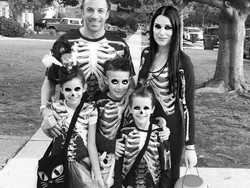Alessandro Del Piero dikaruniai tiga anak hasil pernikahannya dengan Sonia Amoruso yakni Tobias, Dorotea, dan Sasha. (Foto: Instagram @alessandrodelpiero)