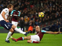 Spurs membuat 31 percobaan mencetak gol, delapan di antaranya tepat sasaran. Sementara West Ham cuma menembak tiga kali dan satu yang tepat sasaran. Foto: Julian Finney/Getty Images