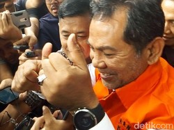 OTT Bupati HST, KPK Geledah 4 Lokasi Termasuk Kantor Bupati