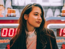 Ungkapan Cinta Pevita Terhadap Pernikahan Keenan Pearce