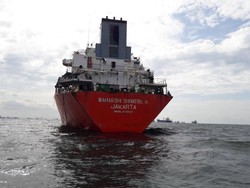 4 Pencuri Besi Kapal LPG Ditangkap di Perairan Teluk Jakarta