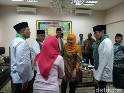 Bertemu Khofifah, Sandiaga Bahas Revitalisasi TMP Kalibata
