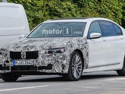 BMW Seri 7 Terbaru Lahir Maret 2018