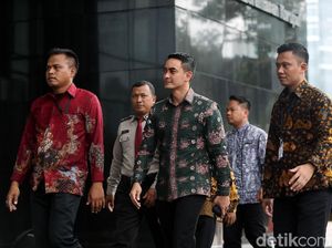 KPK Umumkan Status Tersangka Zumi Zola KPK Umumkan Status Tersangka Zumi Zola