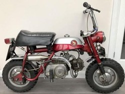 Honda Monkey John Lennon Dilelang