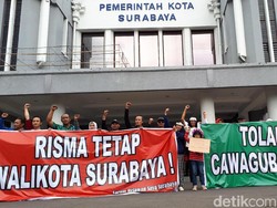 Tetap Dukung Azwar Anas, PDIP: Bu Risma Dicintai Rakyat Surabaya