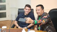 Menpora Imam Nahrawi menyampaikan apresiasi dan rasa bangga atas pencapaian Egy. Menpora mendukung keputusan Egy untuk bermain di negara lain dan menyatakan sebagai hal yang wajar. (dok. Kemenpora)