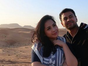 Foto: Gaya Nagita Slavina Liburan di Dubai Pakai Tas Seharga Rp 45 Jutaan Foto: Gaya Nagita Slavina Liburan di Dubai Pakai Tas Seharga Rp 45 Jutaan