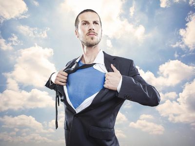 7 Olahraga yang Bikin Kamu Mirip Superhero!