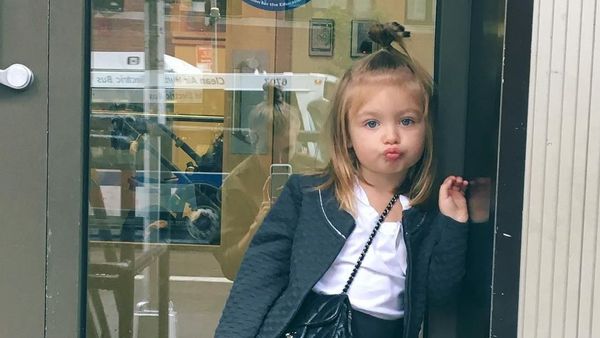 Kenalan dengan Sophie, Fashionista Cilik Usia 3 Tahun yang Menggemaskan