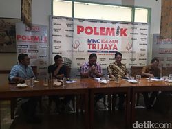 Peneliti CSIS: Hindari Gaduh, Jokowi Tak Akan Reshuffle Airlangga