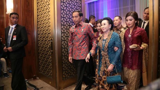 Jokowi hadir di perayaan ulang tahun ke-90 Mooryati Soedibyo