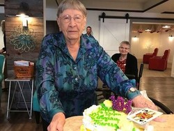 Wah, Rahasia Umur Panjang Nenek 104 Tahun Ini Minum Soft Drink Tiap Hari!