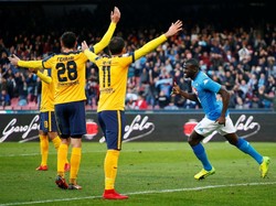 Napoli Tekuk Verona 2-0