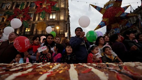 Foto: Meriahnya Pesta Roti Rosca de Reyes di Brasil