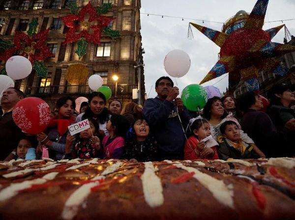 Foto: Meriahnya Pesta Roti Rosca de Reyes di Brasil