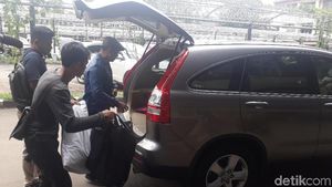 Foto: Bantal hingga Kursi Hotel Jadi Barbuk Video Bocah-Perempuan