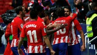 15. Atletico Madrid. Investasi terbaru yang datang dari Wanda Group (salah satu perusahaan properti terbesar dunia) memberi dampak besar buat Atletico Madrid. Selain memiliki pemain-pemain top berharga mahal, Atletico juga kini menempati stadion baru dengan kapasitas 67.000 tempat duduk.