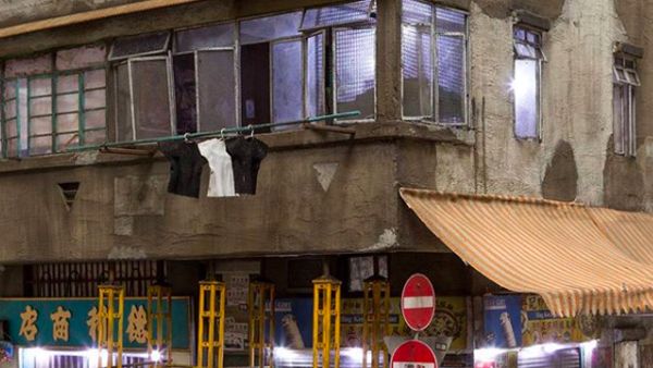 Bangunan Super Realistis Ini Ternyata Cuma Miniatur