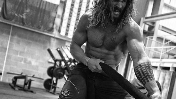 Kekarnya Aquaman Jason Momoa! Lihat Dulu Olahraganya