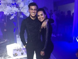 Aine Coutinho adalah istri dari gelandang serang Brasil, Philippe Coutinho. (Foto: instagram)