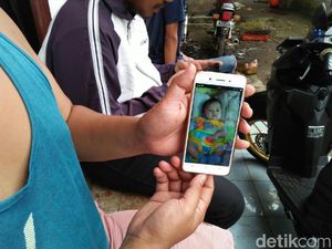 Kakek Bayi yang Diracun Ayahnya Minta Pelaku Dihukum Setimpal Kakek Bayi yang Diracun Ayahnya Minta Pelaku Dihukum Setimpal