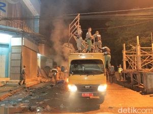 Ratusan Lapak PKL Pasar Subuh di Majalaya Bandung Ditertibkan