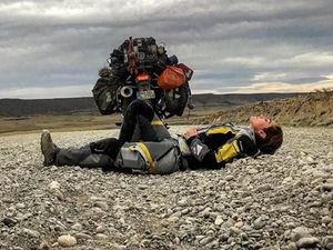 Cewek Cantik Jejalah Bumi Pakai Motor Cewek Cantik Jejalah Bumi Pakai Motor