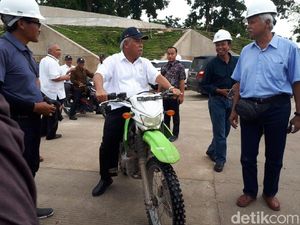 Menteri yang Suka Motoran Seperti Jokowi