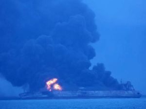 Video: Kapal Kasino Terbakar, Seorang Penumpang Hilang