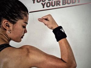 Masih Ingat Vanilla Eks 7 Icons? Kini Jadi Hot Mama yang Rajin Workout! Masih Ingat Vanilla Eks 7 Icons? Kini Jadi Hot Mama yang Rajin Workout!